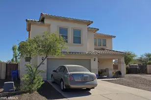 7135 W Raymond St, Phoenix, AZ 85043 - Photo 1