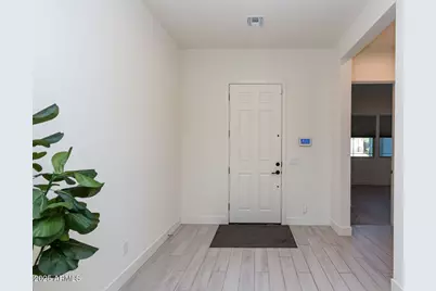 13321 W Dale Lane, Peoria, AZ 85383 - Photo 3