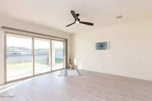 13321 W Dale Ln, Peoria, AZ 85383 - Photo 15