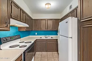 917 S Acapulco Ln, Tempe, AZ 85281 - Photo 3