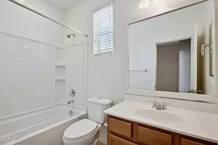 3911 E Sourwood Dr, Gilbert, AZ 85298 - Photo 17