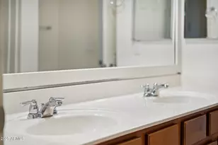 3911 E Sourwood Dr, Gilbert, AZ 85298 - Photo 25