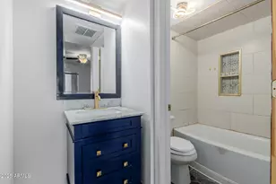 2625 E Indian School Rd, Phoenix, AZ 85016 - Photo 15