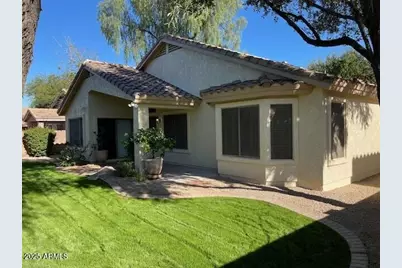 1038 S Roca Street, Gilbert, AZ 85296 - Photo 5