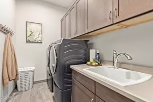 41925 W Arvada Ln, Maricopa, AZ 85138 - Photo 33