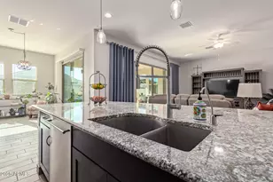 41925 W Arvada Ln, Maricopa, AZ 85138 - Photo 11