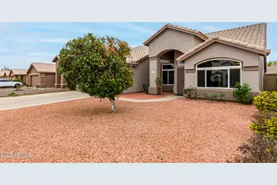 2319 E San Tan Drive, Gilbert, AZ 85296 - Photo 3