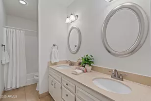 7726 E Oak St, Scottsdale, AZ 85257 - Photo 25