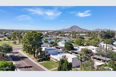 7726 E Oak Street, Scottsdale, AZ 85257 - Photo 11