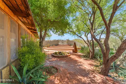 22900 W Eagle Mountain Road, Buckeye, AZ 85326 - Photo 11