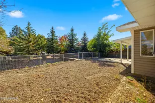 1880 W Merrill, Show Low, AZ 85901 - Photo 9