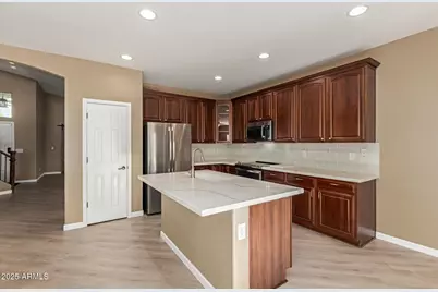 24107 N 25th Place, Phoenix, AZ 85024 - Photo 13