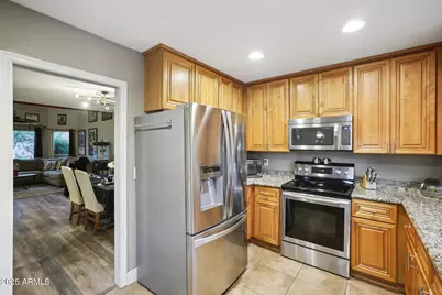 945 W Portobello Avenue, Mesa, AZ 85210 - Photo 17