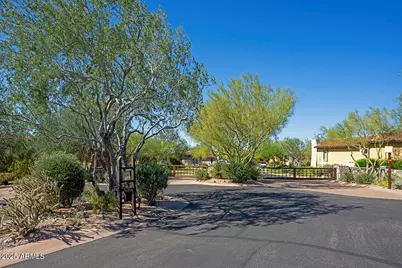 9190 E Hoverland Road, Scottsdale, AZ 85255 - Photo 25