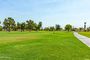 10821 N Fairway Ct E, Sun City, AZ 85351 - Photo 35