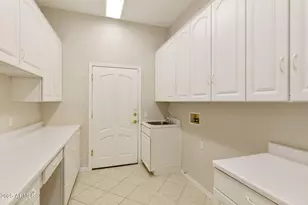 5839 W Del Lago Cir, Glendale, AZ 85308 - Photo 53