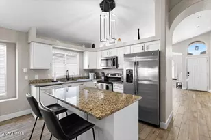 110 W Rosemonte Dr, Phoenix, AZ 85027 - Photo 3