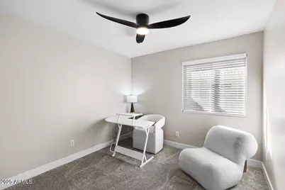 110 W Rosemonte Drive, Phoenix, AZ 85027 - Photo 23