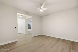 40802 N Peale Ct, Anthem, AZ 85086 - Photo 17