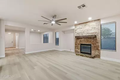 40802 N Peale Court, Anthem, AZ 85086 - Photo 9