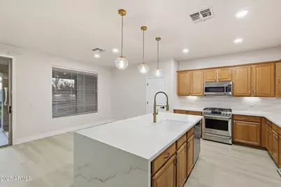 40802 N Peale Court, Anthem, AZ 85086 - Photo 17