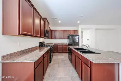 21041 W Glen Street, Buckeye, AZ 85396 - Photo 17