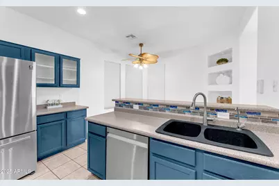 3131 E Legacy Drive #2013, Phoenix, AZ 85042 - Photo 15