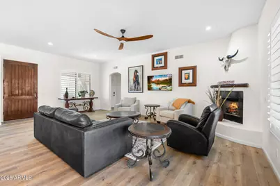 420 W Adamanda Drive, Phoenix, AZ 85086 - Photo 13