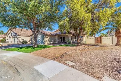 1863 S Spartan Street, Gilbert, AZ 85233 - Photo 3