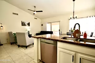 1757 E Palm Beach Dr, Chandler, AZ 85249 - Photo 9