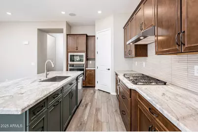 6068 N 207th Drive, Buckeye, AZ 85396 - Photo 17