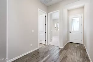 6068 N 207th Dr, Buckeye, AZ 85396 - Photo 3