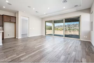 6068 N 207th Drive, Buckeye, AZ 85396 - Photo 9