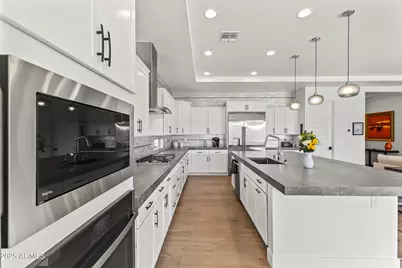 5232 N 205th Lane, Buckeye, AZ 85396 - Photo 19