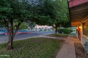 1002 S Mariana St, Tempe, AZ 85281 - Photo 5