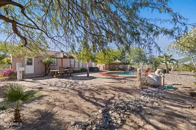 42210 N Castle Hot Springs Road N, Morristown, AZ 85342 - Photo 25