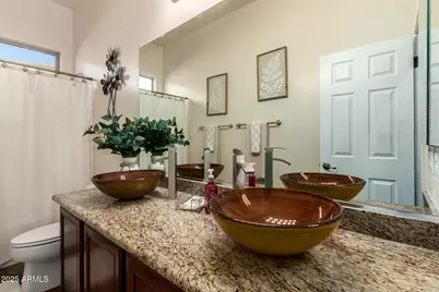 18115 W Desert View Lane, Goodyear, AZ 85338 - Photo 27