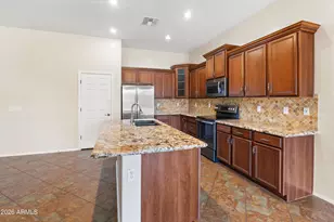18115 W Desert View Ln, Goodyear, AZ 85338 - Photo 19