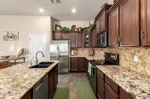 18115 W Desert View Ln, Goodyear, AZ 85338 - Photo 5
