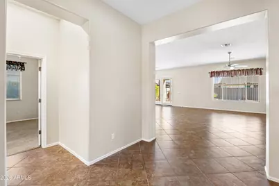 18115 W Desert View Lane, Goodyear, AZ 85338 - Photo 3