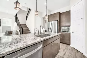 5069 E Anderson Dr, Scottsdale, AZ 85254 - Photo 11