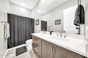 5069 E Anderson Dr, Scottsdale, AZ 85254 - Photo 21