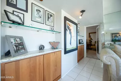 2323 N Central Avenue #1704, Phoenix, AZ 85004 - Photo 27