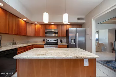2323 N Central Avenue #1704, Phoenix, AZ 85004 - Photo 9