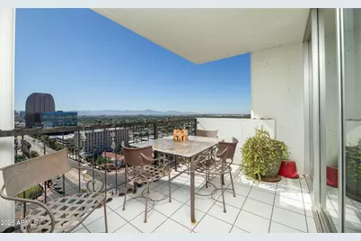 2323 N Central Avenue #1704, Phoenix, AZ 85004 - Photo 11