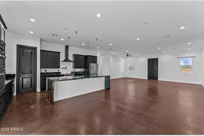 22227 W Dixileta Drive, Wittmann, AZ 85361 - Photo 7