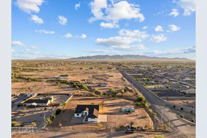 22227 W Dixileta Drive, Wittmann, AZ 85361 - Photo 39