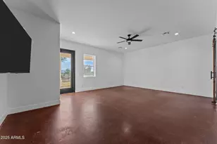 22227 W Dixileta Dr, Wittmann, AZ 85361 - Photo 3