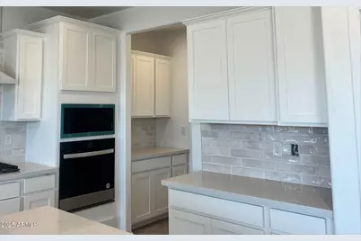 5878 N 193rd Drive, Litchfield Park, AZ 85340 - Photo 5