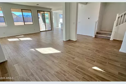 5878 N 193rd Drive, Litchfield Park, AZ 85340 - Photo 7